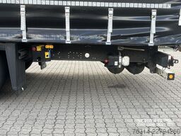Schmitz Cargobull Curtainsider Coil Getränke