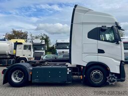 Iveco S-WAY 460 335368 km! RETARDER, CNG, ACC, 2X FUE...