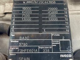Iveco S-WAY 460 335368 km! RETARDER, CNG, ACC, 2X FUE...