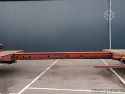 Nooteboom MCO-48-03V 3 axle semi low loader extendable