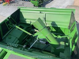 John Deere T670 Raupe