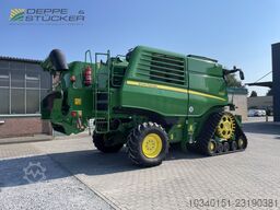 John Deere T670 Raupe