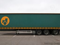 Pacton 3 axle curtainside trailer