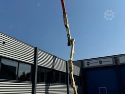 JLG E400AJPN Hoogwerker Knikarmhoogwerker