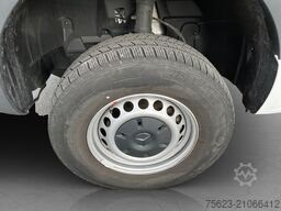 Mercedes-Benz Sprinter 319 CDI 4x4 Doka Pritsche  Klima LED AHK