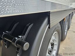SYSTEM TRAILERS HEAVY DUTY PLYWOOD TAILLIFT 2x LIFTAXLE