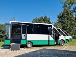 MERCEDES-BENZ Heckniederflur Sprinter 517 / 4 er Bestuhlung