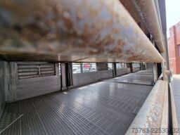 Lecitrailer Guiton livestock trailer 3 deck - Loadlift - St...