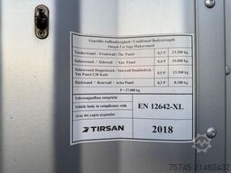 Tirsan TIRSAN *  * BORDWÄNDE * HUBDACH *
