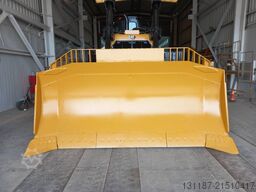 CAT D8T (Jebel Ali Free Zone)