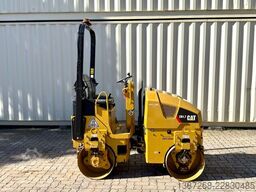 CATERPILLAR CB1.7 / 2019 BJ / 430 Stunden