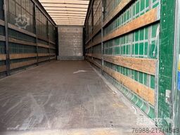 Schmitz Cargobull Curtainsider Mega