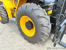 JCB 940 / TRIPLEX 4500 / FREE-LIFT NEW TIRES