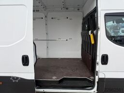 IVECO 35S16V Klima / Kamera / Tempomat