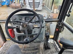 NEW HOLLAND LB95-4PT