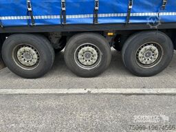 Schmitz Cargobull Curtainsider Euroliner