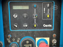 Genie GS3369RT Hoogwerker Schaarhoogwerker Ruwterrein