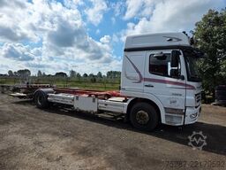 MERCEDES-BENZ 1524 BDF mit Klima, Ladebordwand, 2 x Bett