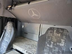 MERCEDES-BENZ 1524 BDF mit Klima, Ladebordwand, 2 x Bett