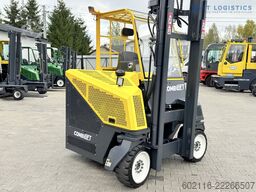Combilift CB4000 TRIPLEX 5200 FREE-LIFT POSITIONER
