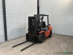 Toyota 42-7 FD 35