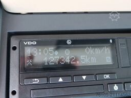 MAN TGL 12.250 Bakwagen + Laadklep DHollandia 2000 kg