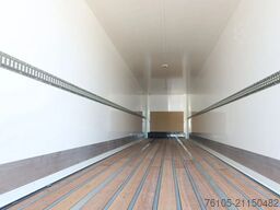 Wielton 3 Asser. Gesloten met Dhollandia klep 2500 kg L...