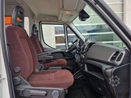 IVECO Daily C35 M1 9 Sitzer sauberes Fahrzeug