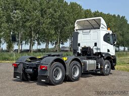 Iveco T-Way AT720T47TH Tractor Head (4 units)
