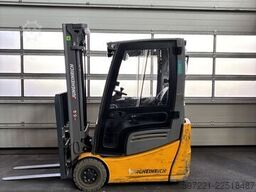 Jungheinrich EFG 215  Triplex