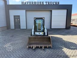 Bobcat S450 Incl.: forks and bucket | Closed cabin | 2...