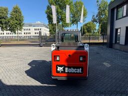 Bobcat S450 Incl.: forks and bucket | Closed cabin | 2...