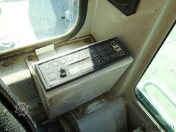 Takeuchi TB 219 mit POWERTILT