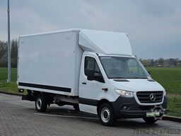MERCEDES-BENZ SPRINTER 319 Bakwagen Laadklep!