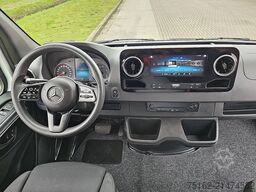 MERCEDES-BENZ SPRINTER 319 Bakwagen Laadklep!