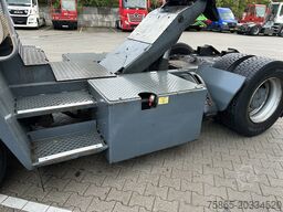 Terberg YT 182 Terminal Tractor / Allison - Cummins