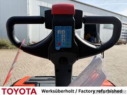 Toyota LWE 200 / Akku 100%