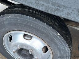 Mercedes-Benz SK 814 (MANUAL PUMP / STEEL SUSPENSION)