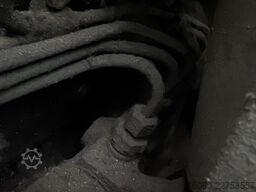 Mercedes-Benz SK 814 (MANUAL PUMP / POMPE MANUELLE / LAMES / ...