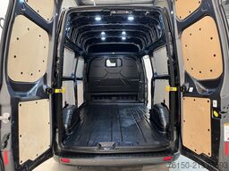 Ford Transit Custom 320 2.0 TDCI L2H2 Limited / Euro...