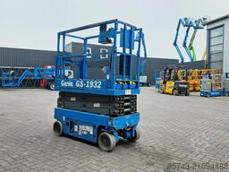 Genie GS1932 Electric, Working Height 7.8 m, 227kg Capac