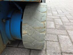 Genie GS1932 Electric, Working Height 7.8 m, 227kg Capac