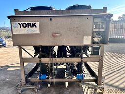 trane, ciat, york, climaveneta CGAN900