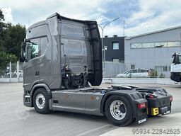 SCANIA 590 S