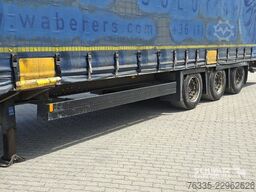 Schmitz Cargobull Curtainsider Mega