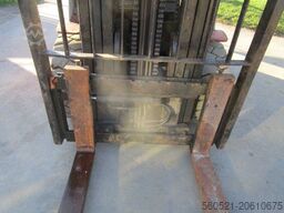 Manitou MI35D Triplex-Freihub 4,7m + Seitenschieber