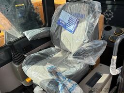 Hyundai R 245 LR (New / Non CE Certified)