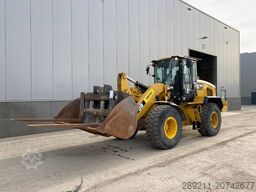 CAT 938 M (Bucket + Forks)