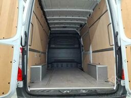 Mercedes-Benz Sprinter 317 CDI Hochdach L2H2