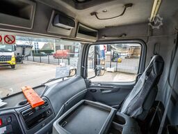MERCEDES ATEGO 1218 L+ moving lift